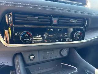 Nissan Rogue 2025 AWD Platinum 4dr Crossover