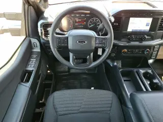 Ford F-150 2022 4x4 XL 4dr SuperCrew 6.5 ft. SB