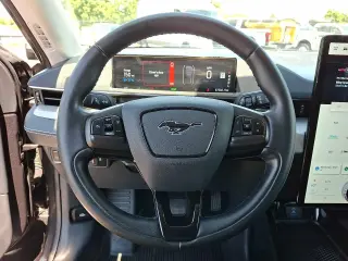 Ford Mustang Mach-E 2021 AWD Select 4dr SUV