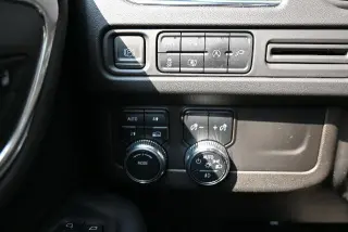 GMC Yukon XL 2022 4x4 SLT 4dr SUV