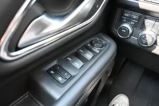 GMC Yukon XL 2022 4x4 SLT 4dr SUV