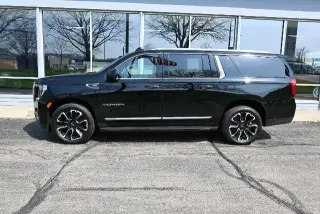 GMC Yukon XL 2022 4x4 SLT 4dr SUV