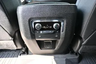 GMC Yukon XL 2022 4x4 SLT 4dr SUV