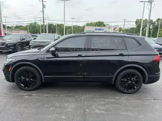 Volkswagen Tiguan 2022 AWD SE R-Line Black 4Motion 4dr SUV