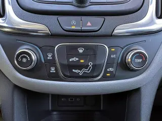 Chevrolet Equinox 2023 4x4 LS 4dr SUV w/1LS