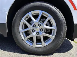 Chevrolet Equinox 2023 4x4 LS 4dr SUV w/1LS