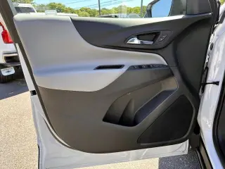 Chevrolet Equinox 2023 4x4 LS 4dr SUV w/1LS