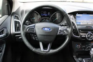 2018 Ford Focus Titanium Hatch