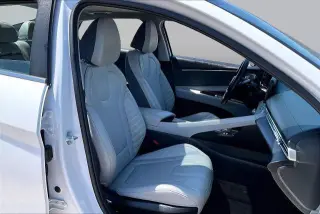 Hyundai ELANTRA 2025 Limited 4dr Sedan