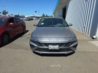 Hyundai ELANTRA Hybrid 2024 Blue 4dr Sedan