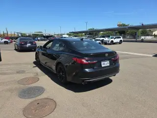 Toyota Camry 2025 SE 4dr Sedan