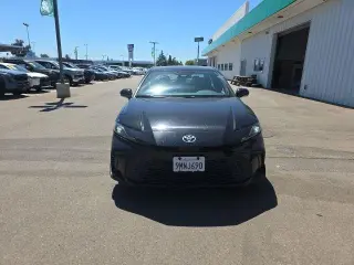 Toyota Camry 2025 SE 4dr Sedan