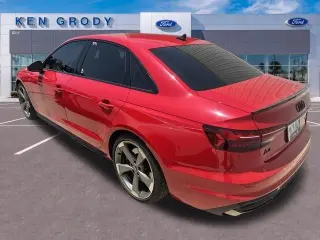 Audi A4 2024 AWD quattro S line Premium Plus 45 TFSI 4dr Sedan