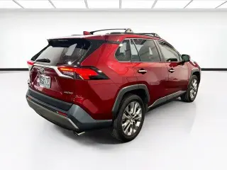 Toyota RAV4 2023 Limited 4dr SUV