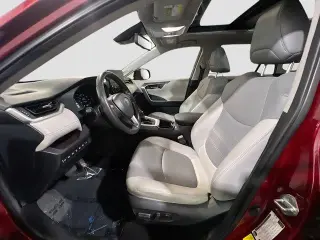 Toyota RAV4 2023 Limited 4dr SUV