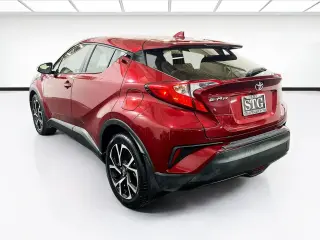 Toyota C-HR 2018 XLE Premium 4dr Crossover