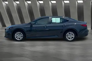 Toyota Camry 2025 AWD LE 4dr Sedan