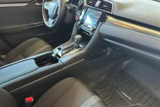 Honda Civic 2017 EX 4dr Hatchback