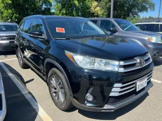 Toyota Highlander 2019 AWD SE 4dr SUV