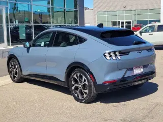 Ford Mustang Mach-E 2023 Premium 4dr SUV