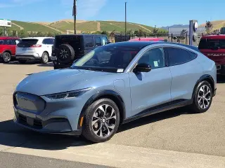 Ford Mustang Mach-E 2023 Premium 4dr SUV