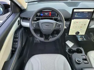 Ford Mustang Mach-E 2023 Premium 4dr SUV
