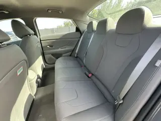Hyundai ELANTRA 2025 SE 4dr Sedan