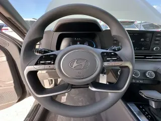Hyundai ELANTRA 2025 SE 4dr Sedan