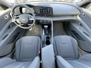 Hyundai ELANTRA 2025 SE 4dr Sedan
