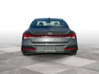 Hyundai ELANTRA 2025 SE 4dr Sedan