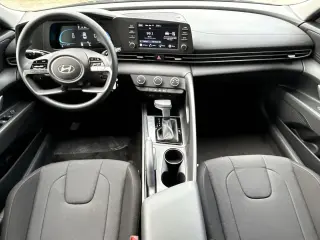 Hyundai ELANTRA 2026 SE 4dr Sedan