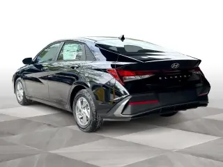 Hyundai ELANTRA 2026 SE 4dr Sedan