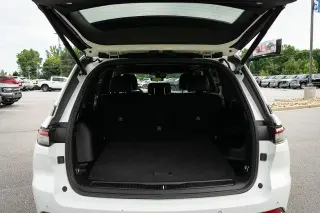 Jeep Grand Cherokee 2025 4x4 Laredo 4dr SUV