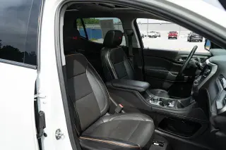 GMC Acadia 2022 4x4 AT4 4dr SUV