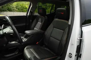 GMC Acadia 2022 4x4 AT4 4dr SUV