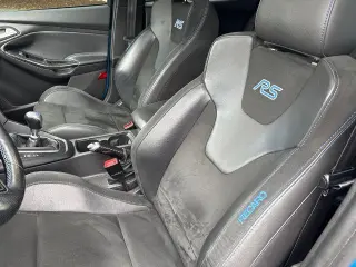 Ford Focus 2018 AWD RS 4dr Hatchback