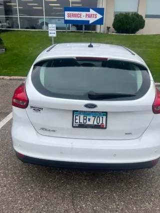 Ford Focus 2017 SEL 4dr Hatchback
