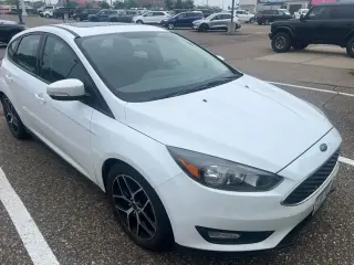 Ford Focus 2017 SEL 4dr Hatchback
