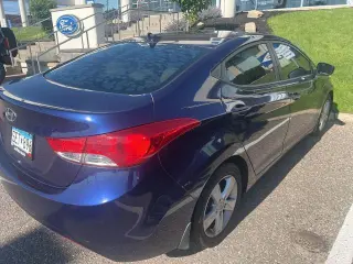 Hyundai ELANTRA 2013 GLS 4dr Sedan 6M