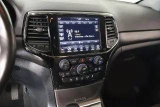 Jeep Grand Cherokee 2021 4x4 Laredo E 4dr SUV