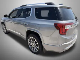 GMC Acadia 2023 4x4 Denali 4dr SUV