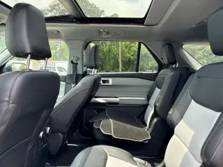 Ford Explorer 2022 AWD XLT 4dr SUV
