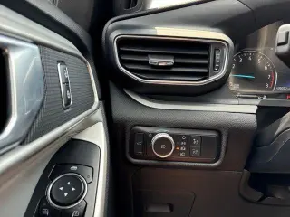 Ford Explorer 2022 AWD XLT 4dr SUV