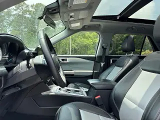 Ford Explorer 2022 AWD XLT 4dr SUV