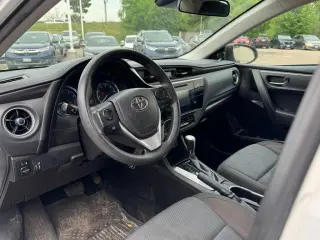 Toyota Corolla 2017 SE 4dr Sedan 6M
