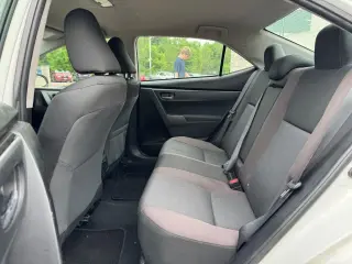 Toyota Corolla 2017 SE 4dr Sedan 6M