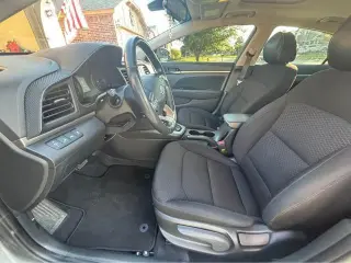 Hyundai ELANTRA 2019 SE 4dr Sedan 6M