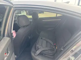 Hyundai ELANTRA 2019 SE 4dr Sedan 6M
