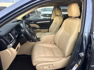 Toyota Highlander 2016 AWD XLE 4dr SUV