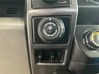 Ford F-150 2019 4x4 XL 4dr SuperCrew 5.5 ft. SB